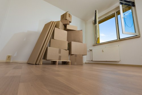 Insurance and safety planning for a Barnes man and van move